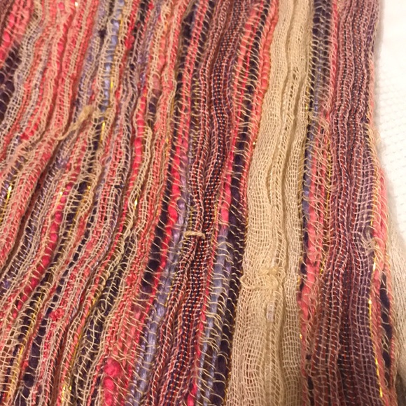 Shimmery Scarf! - Picture 2 of 3